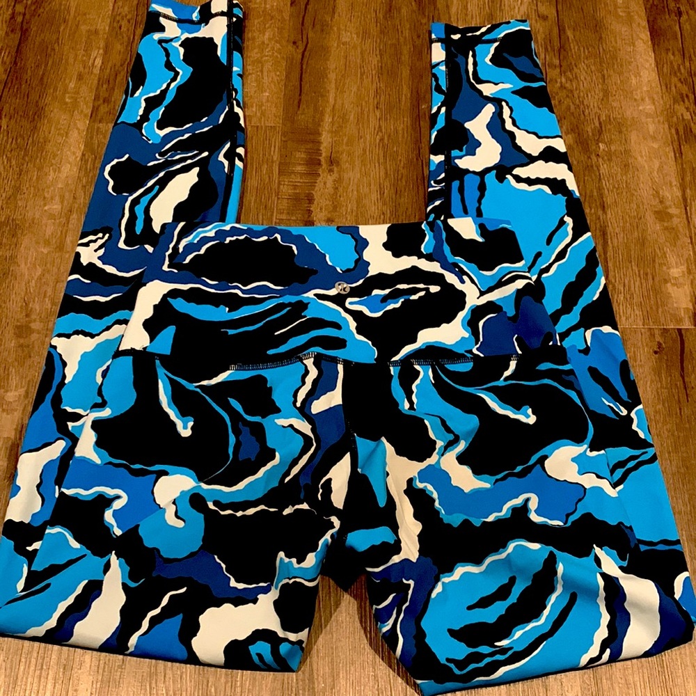 Lululemon leggings size 8 lululemon